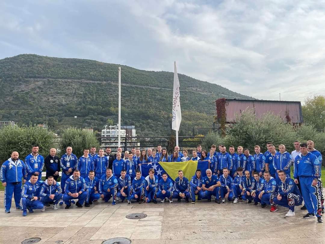 Read more about the article 》Evropsko kadetsko/juniorsko prvenstvo